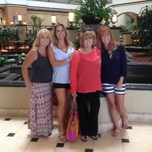 Meet your Posher, Debbi